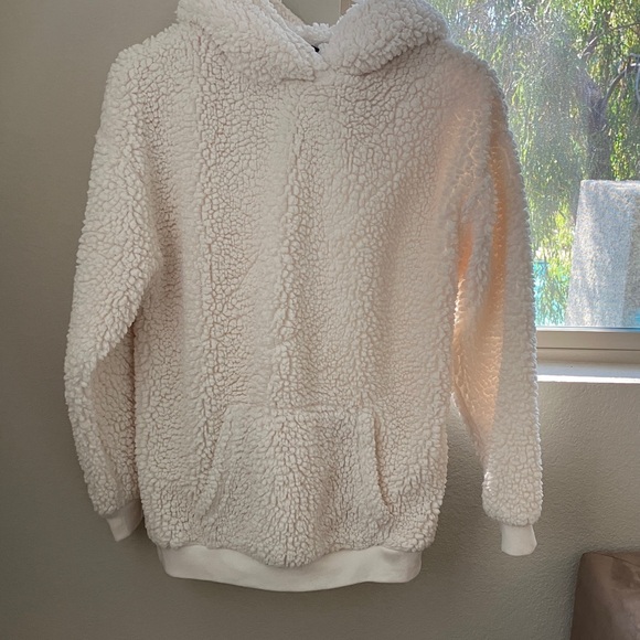 Forever 21 Sweaters - Forever 21 Cream‎ Sherpa Hoodie Sweater